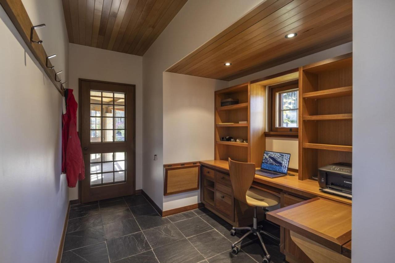 Cabot - Fiordland National Park Lodge *